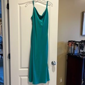 Forever 21 Silky soft turquoise color summer dress